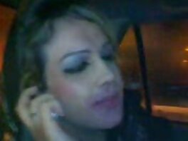 Valentinan porno video seksi kaksikielinen kolmikko
